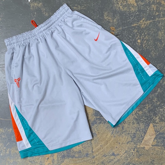 Nike Kobe Bryant Basketball Shorts 532324-001 Medium Mamba